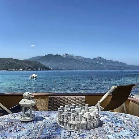 Mono La Spiaggia *